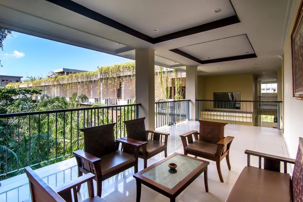Champlung Mas Hotel Legian 4*,