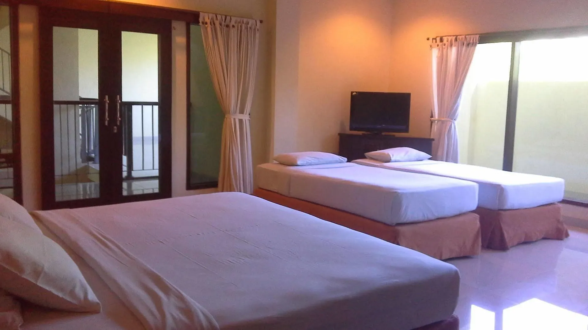 ****  Champlung Mas Hotel Legian Indonesië