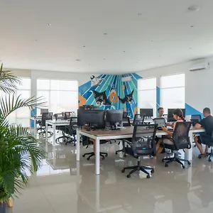 Aparthotel Bali Bustle Pararaton Coliving And Coworking Space