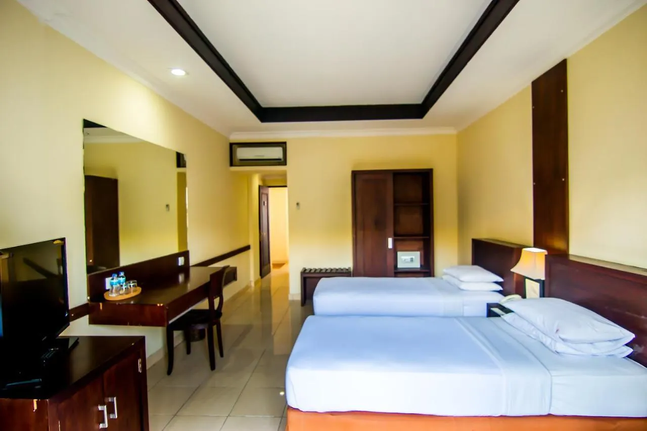 Champlung Mas Hotel Legian Легиан