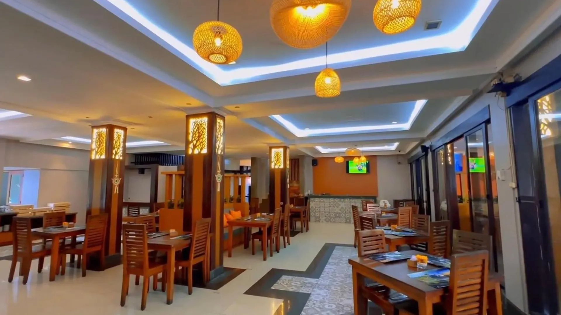 Champlung Mas Hotel Legian Легиан