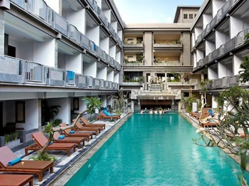 Champlung Mas Hotel Legian 4*, Легиан Индонезия
